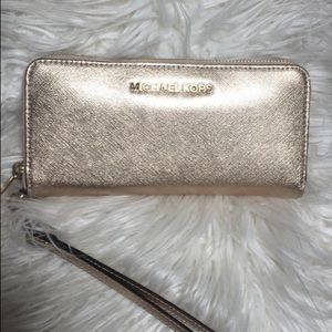 Michael Kors wristlet